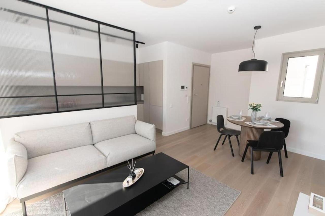 Modern Apartment Close To Athens City Center Eksteriør bilde