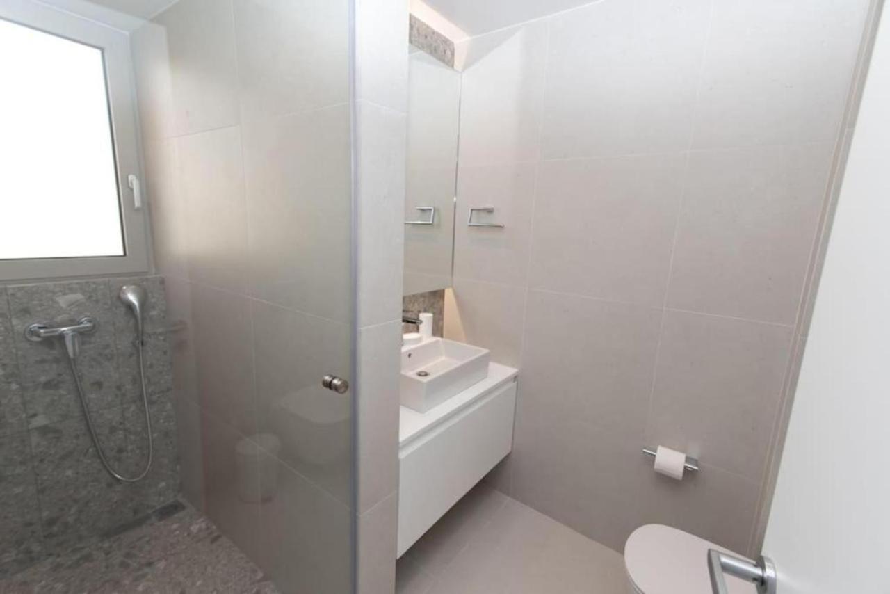Modern Apartment Close To Athens City Center Eksteriør bilde